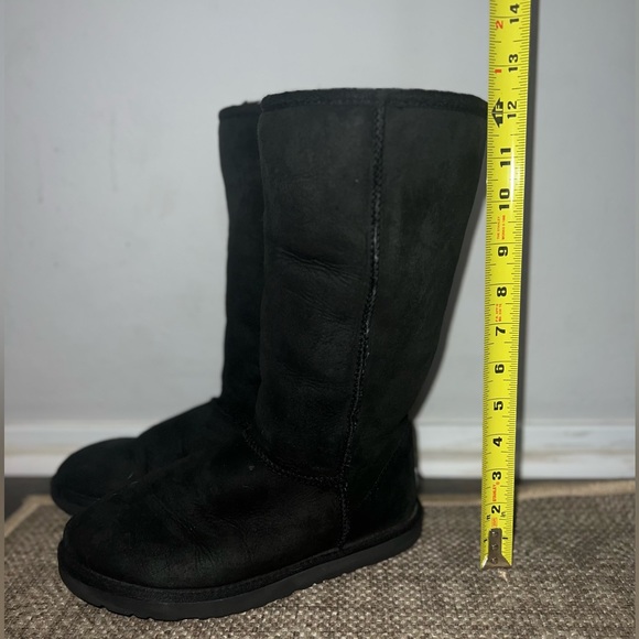 UGG Classic Tall II Boot - Picture 4 of 6